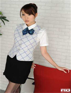 《阿七遨游记-两男一女60分钟视频》