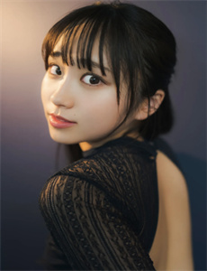 《男女世界-奇怪的美发沙龙发在线看》